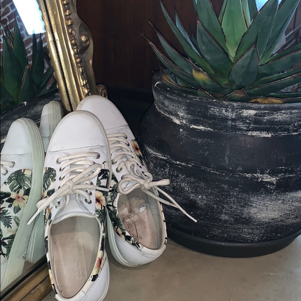 Ecco Leather Custom Sneaker